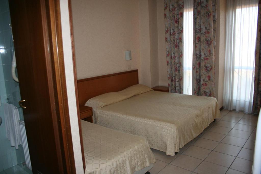 Hotel Citta 2000 Rome Buitenkant foto